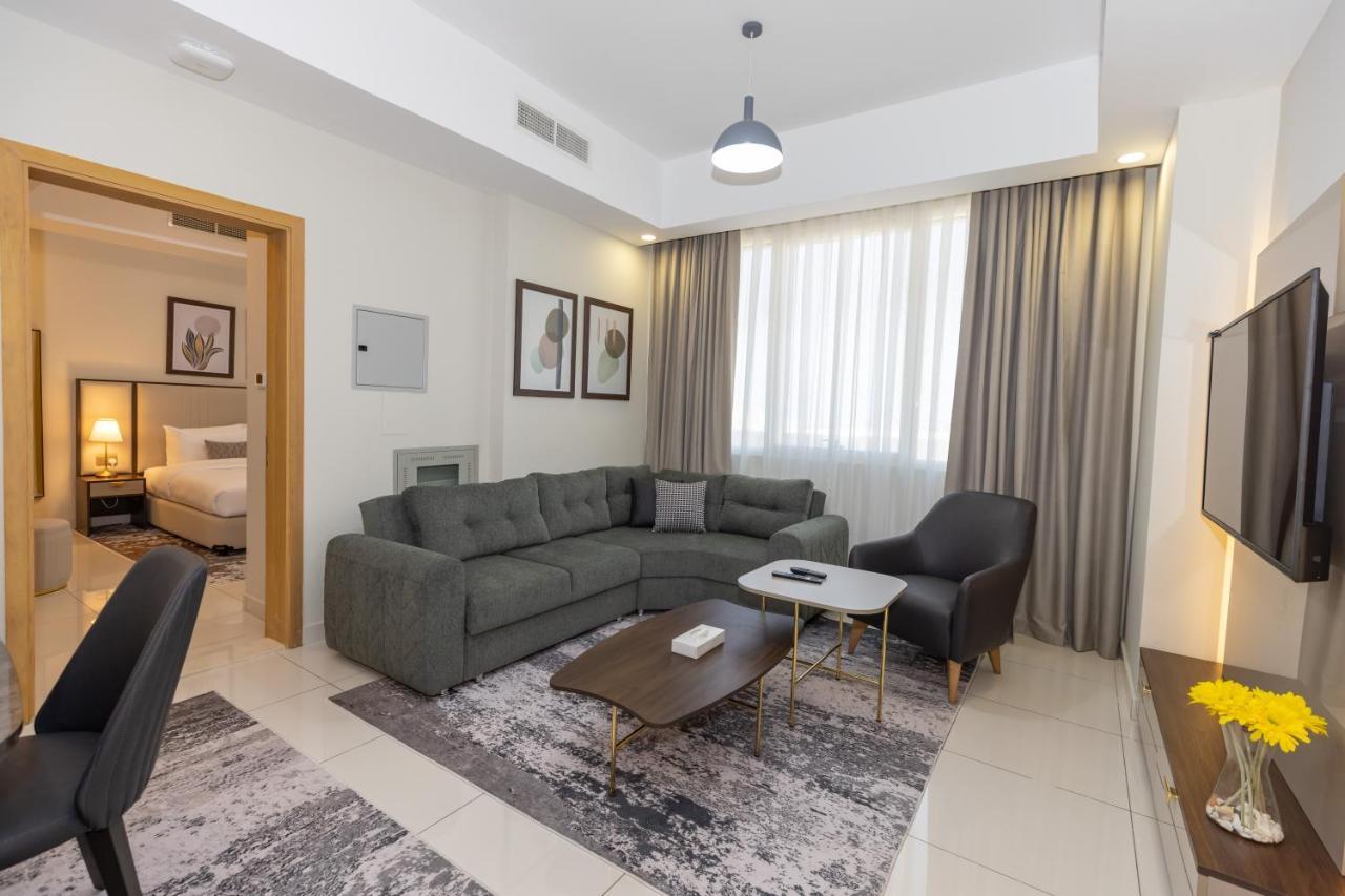 Platinum Coast Hotel Apartments 푸자이라 외부 사진 Living room